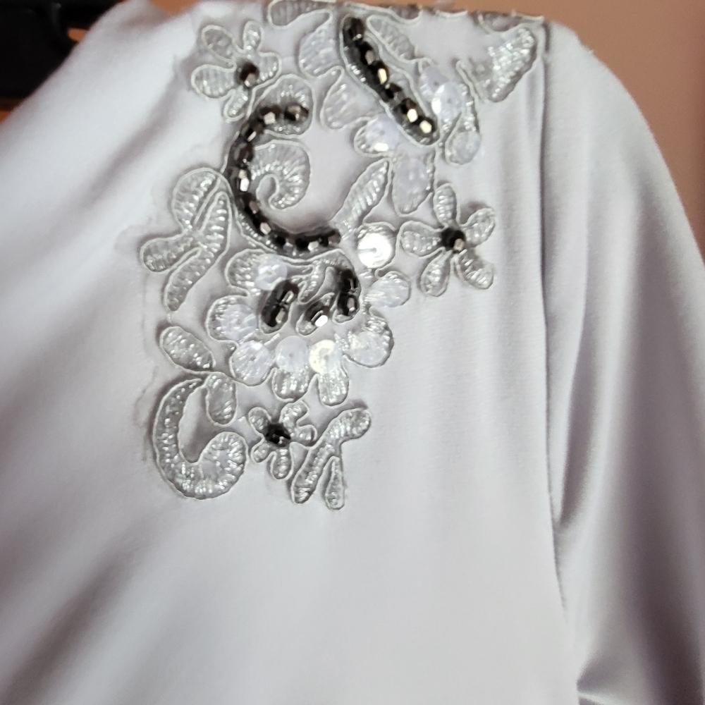 Gorgeous Light grey semi-formal dress - Picture 6 of 8